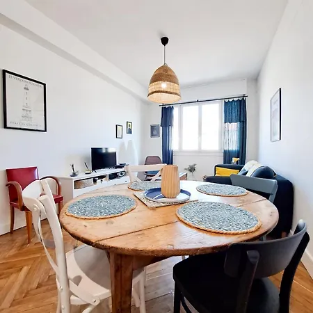 Le Charme - Centre Ville, Proche De La Et Du Marche *