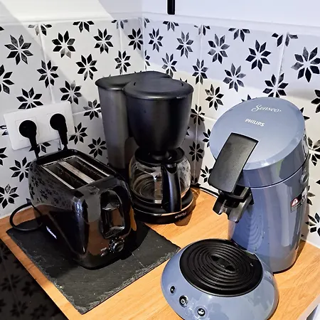 Le Charme - Centre Ville, Proche De La Et Du Marche Apartment Royan