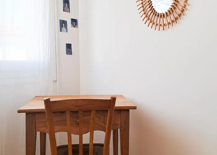 Le Charme - Centre Ville, Proche De La Et Du Marche Apartment