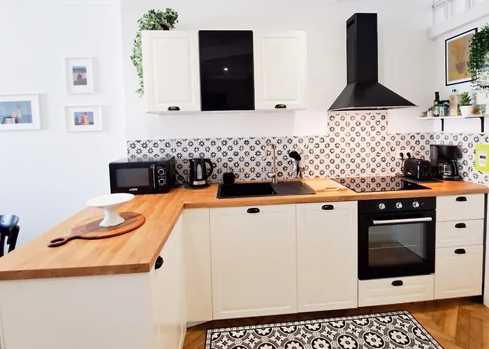 Le Charme - Centre Ville, Proche De La Et Du Marche Apartment Royan