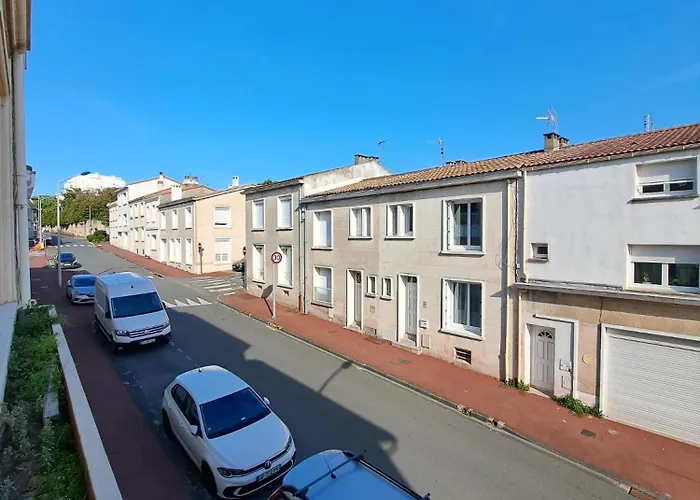 Le Charme - Centre Ville, Proche De La Et Du Marche Apartment Royan