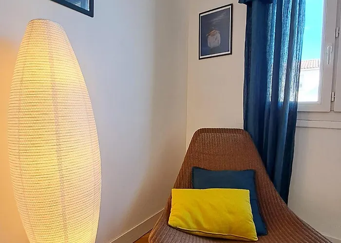 Apartment Le Charme - Centre Ville, Proche De La Et Du Marche *